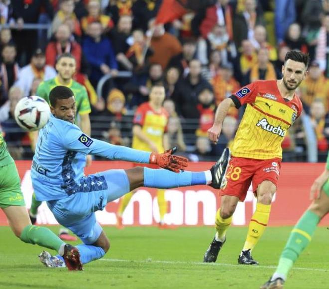 九游娱乐-包含今夜巴塞罗那伤情更新：法国杯节点到来，目标明确，阵容厚度经受考验的词条