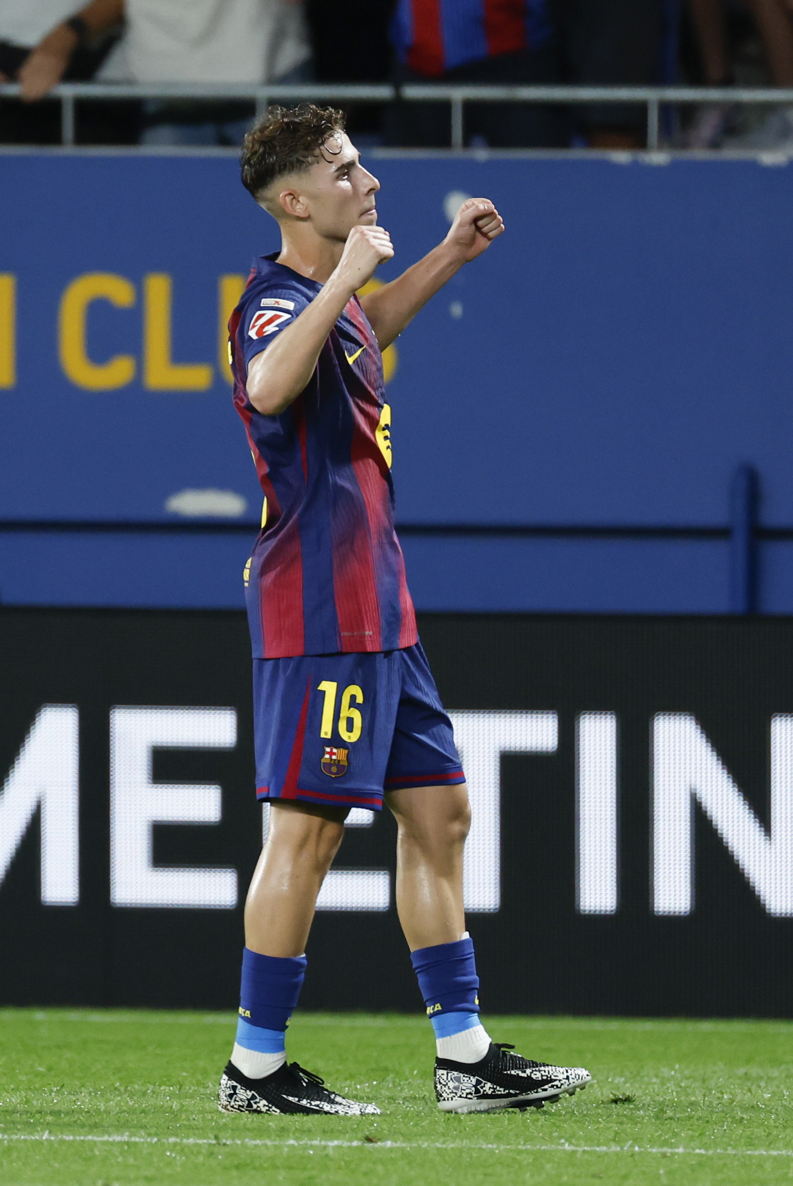 九游体育-关于赛前巴塞罗那备战西甲，队长鼓劲细节曝光，震撼外界，细节决定成败的信息