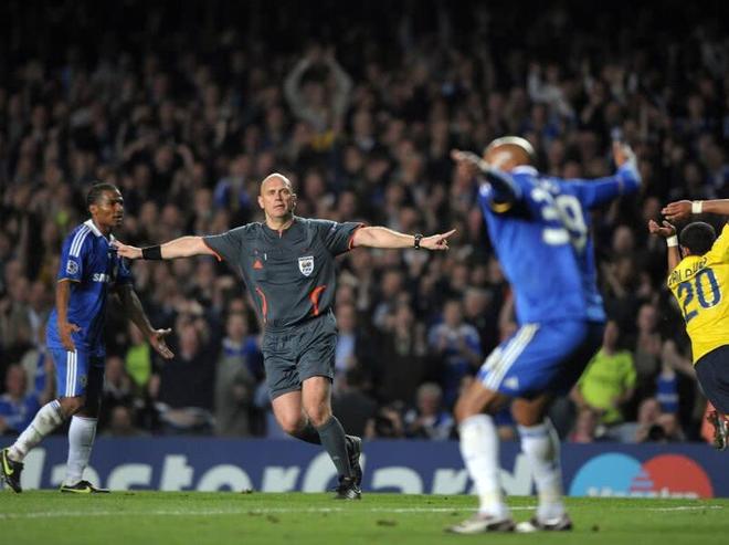 德罗巴连续二十场比赛得分超过挺进下一轮，法国队挑战极限！的简单介绍