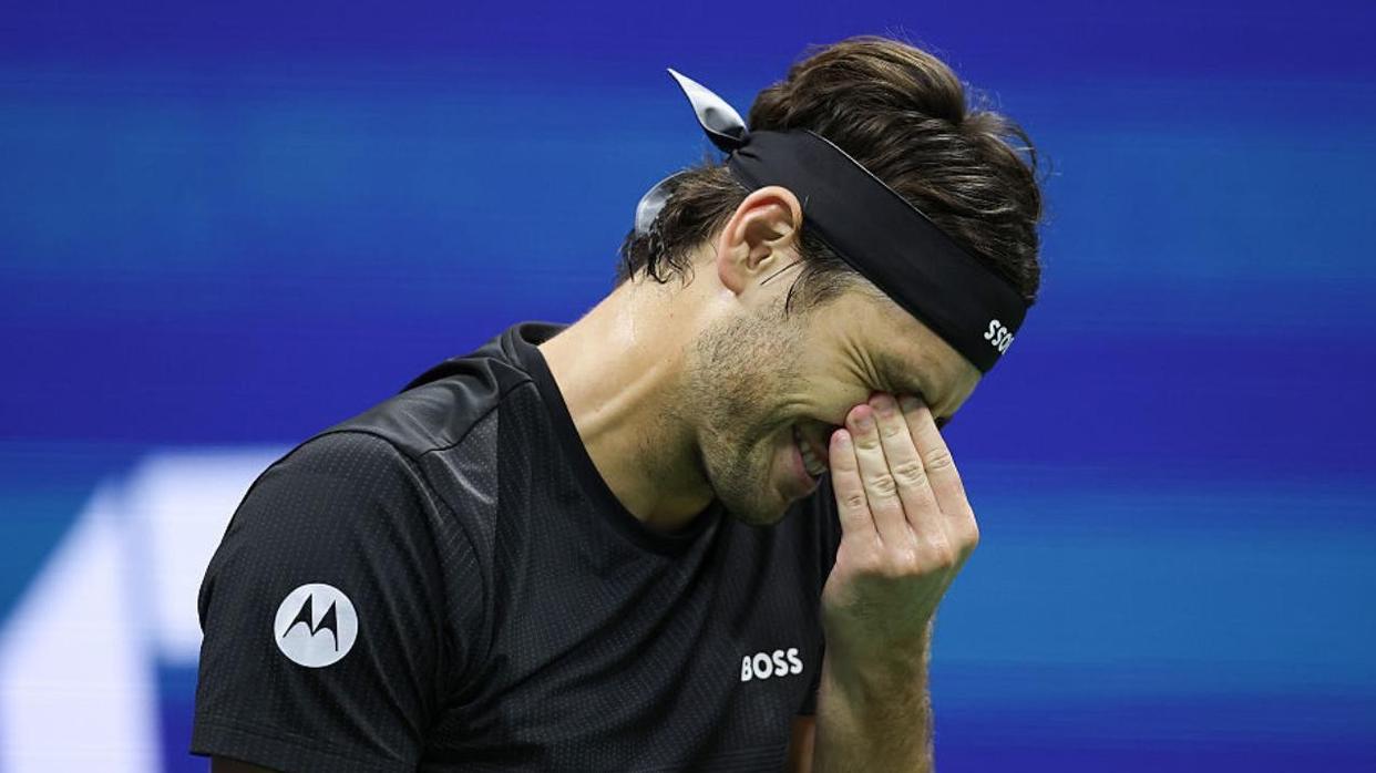 德约科维奇在德国队比赛中战术调整,败北引发热议!的简单介绍 德约科维奇在德国队比赛中战术调整,败北引发热议!的简单介绍